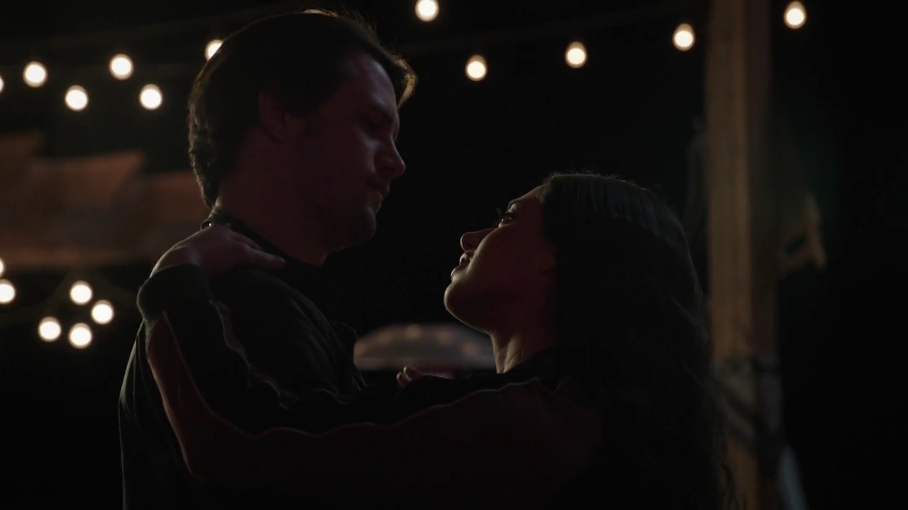 VampireDiariesWorld-dot-nl_RoswellNewMexico3x13-2192.jpg