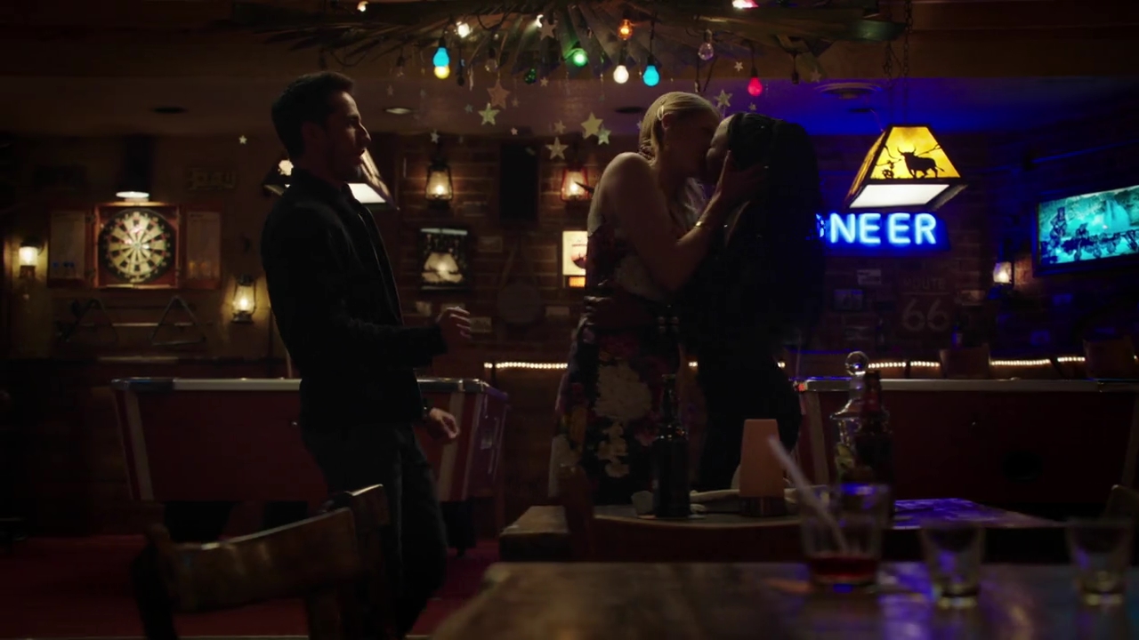 VampireDiariesWorld-dot-nl_RoswellNewMexico3x13-2313.jpg