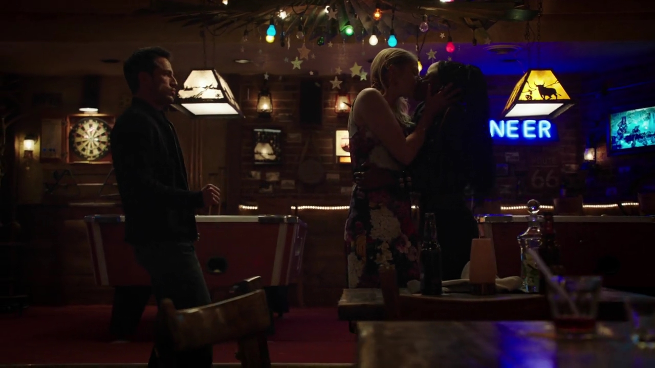 VampireDiariesWorld-dot-nl_RoswellNewMexico3x13-2314.jpg