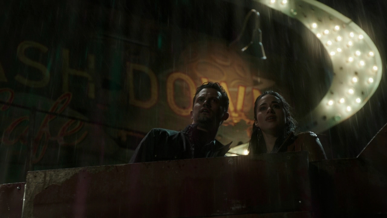 VampireDiariesWorld-dot-nl_RoswellNewMexico4x01-2448.jpg