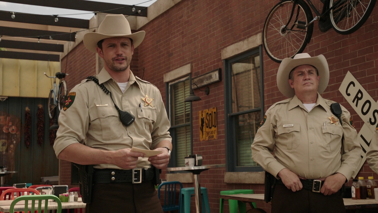 VampireDiariesWorld-dot-nl_RoswellNewMexico4x02-0305.jpg