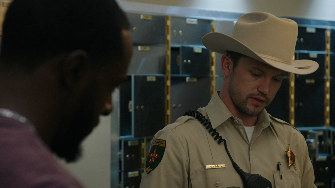 VampireDiariesWorld-dot-nl_RoswellNewMexico4x02-0911.jpg
