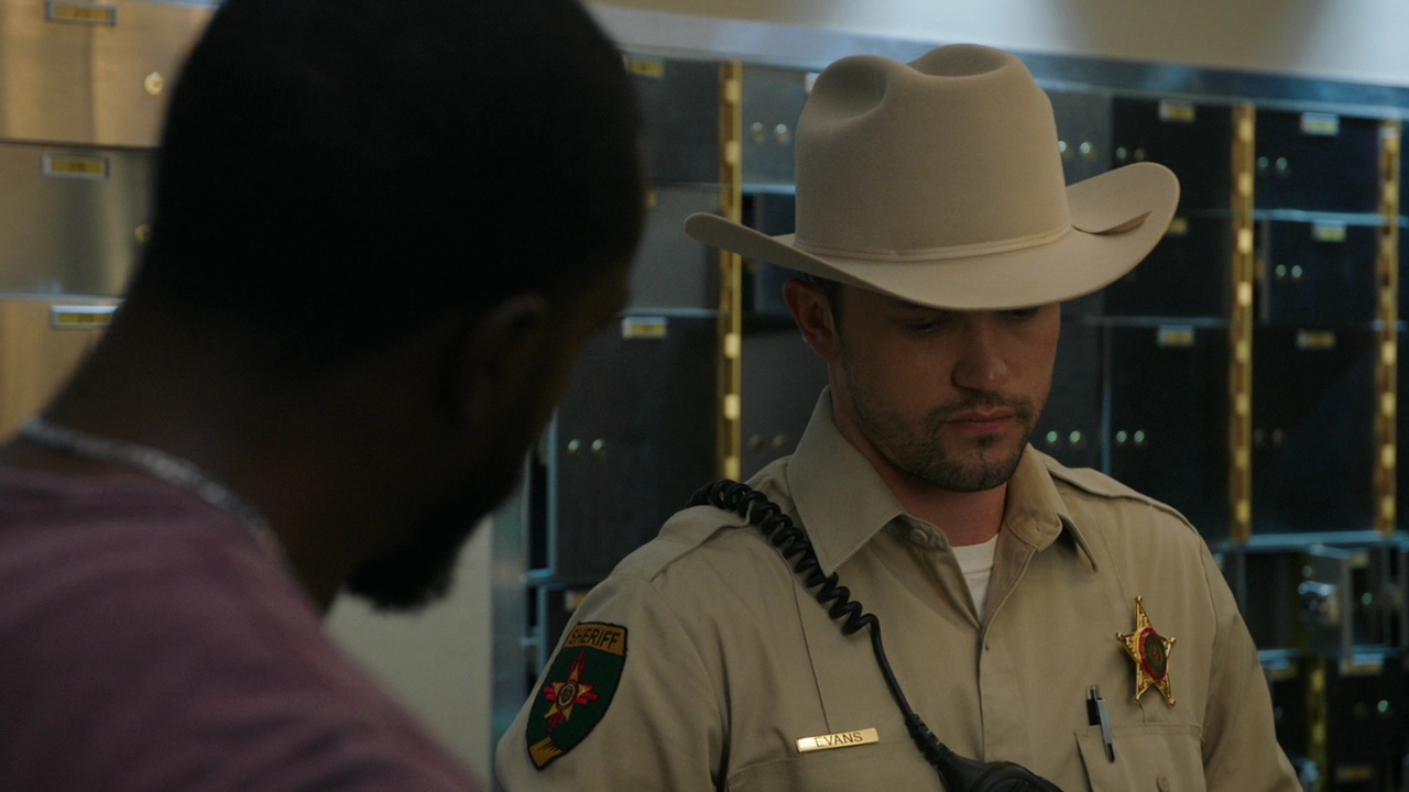 VampireDiariesWorld-dot-nl_RoswellNewMexico4x02-0924.jpg