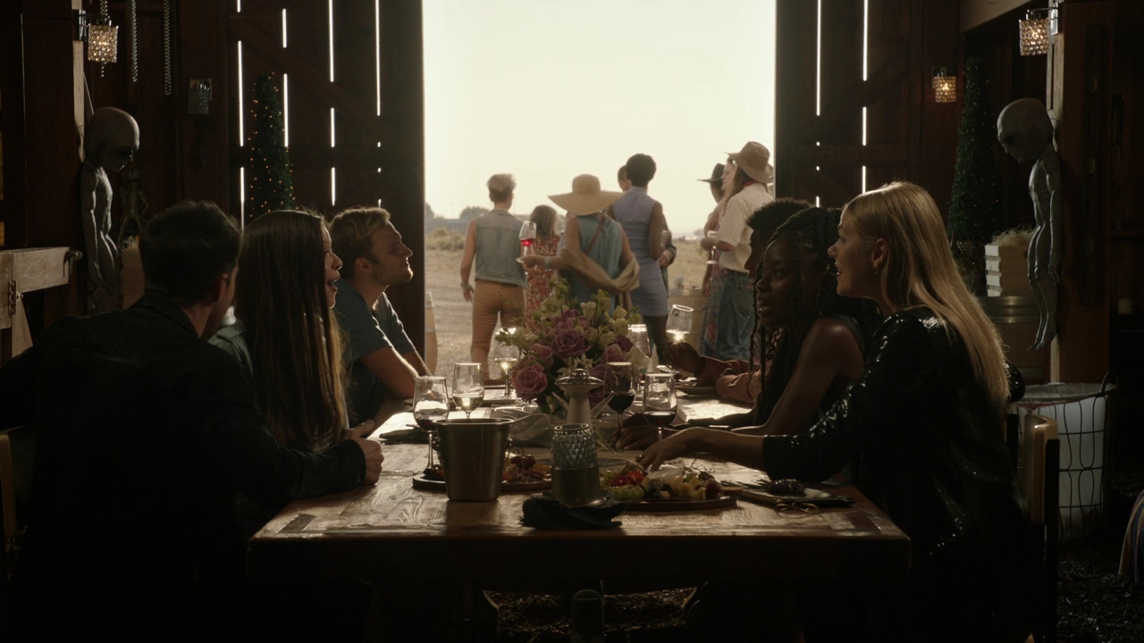 VampireDiariesWorld-dot-nl_RoswellNewMexico4x03-1492.jpg