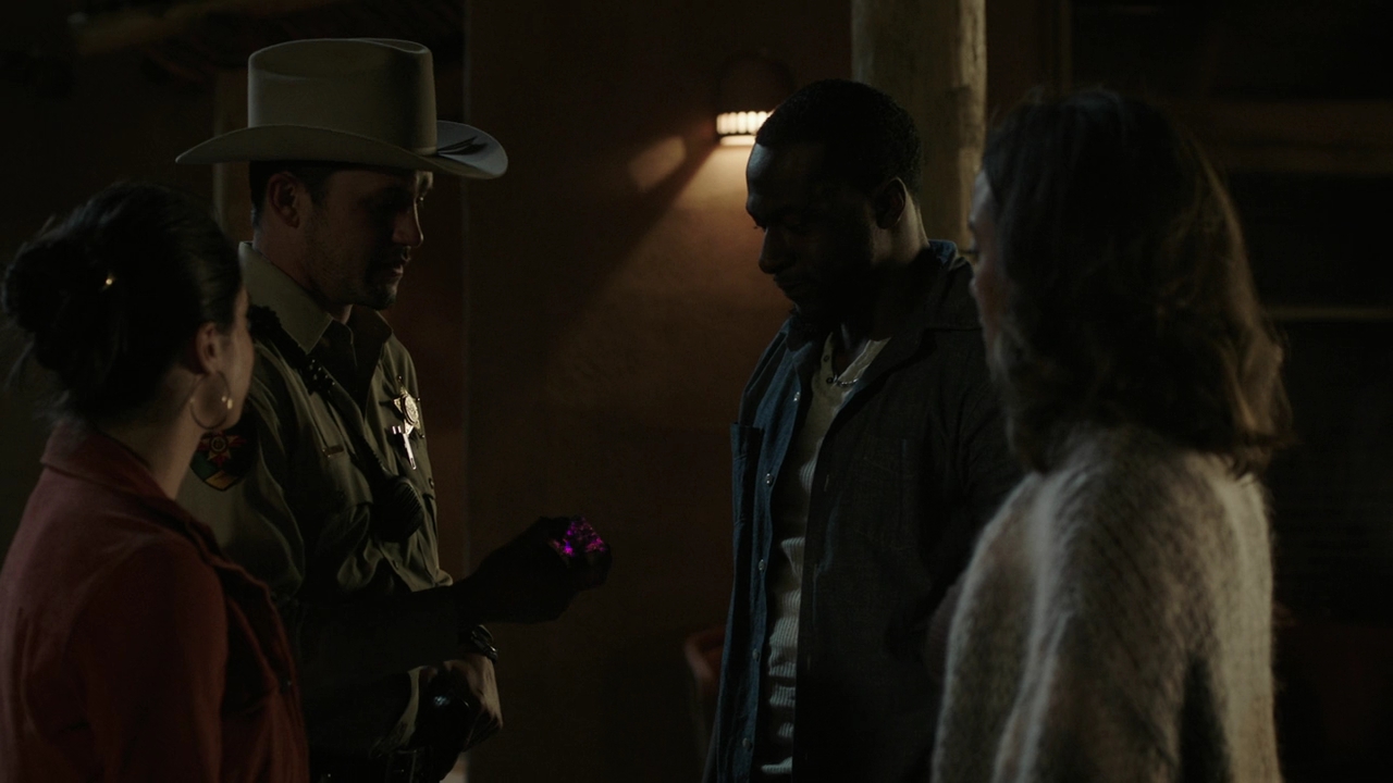 VampireDiariesWorld-dot-nl_RoswellNewMexico4x03-2104.jpg