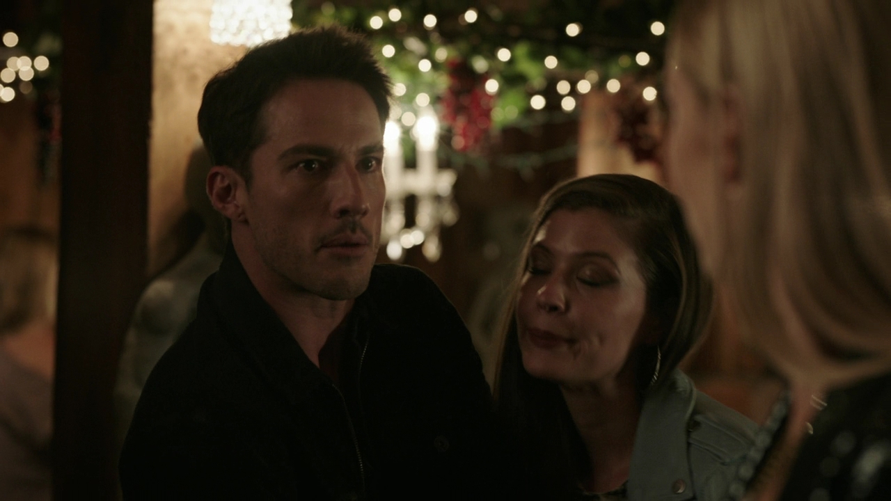 VampireDiariesWorld-dot-nl_RoswellNewMexico4x03-2352.jpg VampireDiariesWorld-dot-nl_RoswellNewMexico4x03-2352.jpg