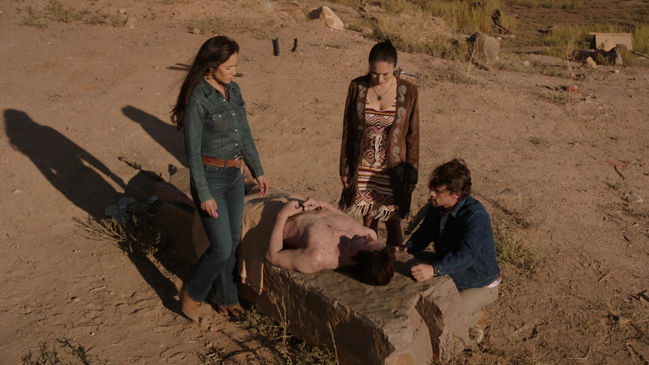 VampireDiariesWorld-dot-nl_RoswellNewMexico4x04-0317.jpg