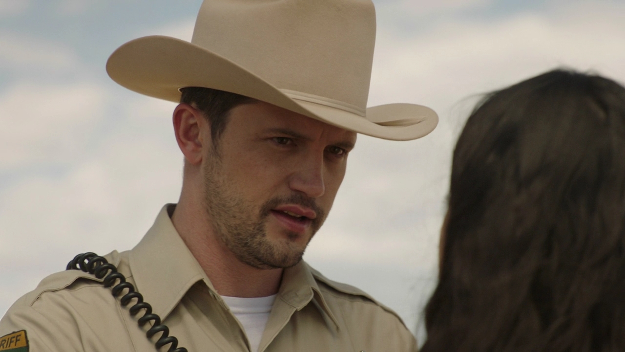 VampireDiariesWorld-dot-nl_RoswellNewMexico4x04-0835.jpg