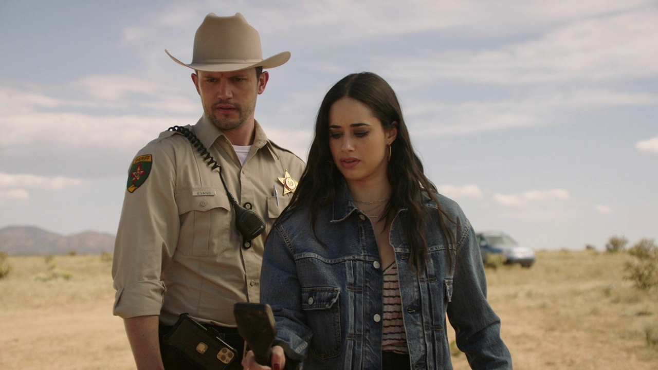 VampireDiariesWorld-dot-nl_RoswellNewMexico4x04-0845.jpg