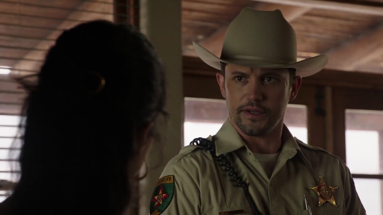 VampireDiariesWorld-dot-nl_RoswellNewMexico4x05-0221.jpg