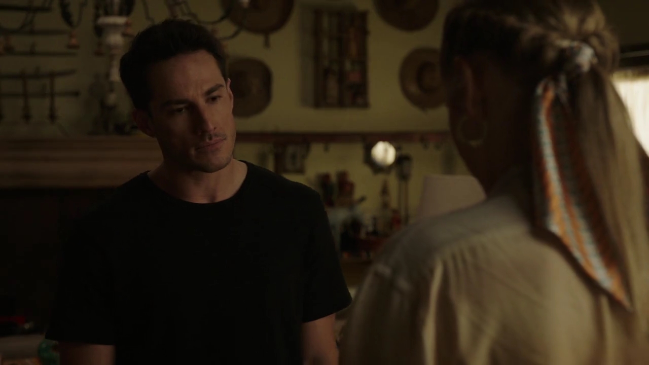 VampireDiariesWorld-dot-nl_RoswellNewMexico4x05-0689.jpg