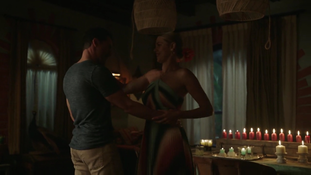 VampireDiariesWorld-dot-nl_RoswellNewMexico4x05-2106.jpg