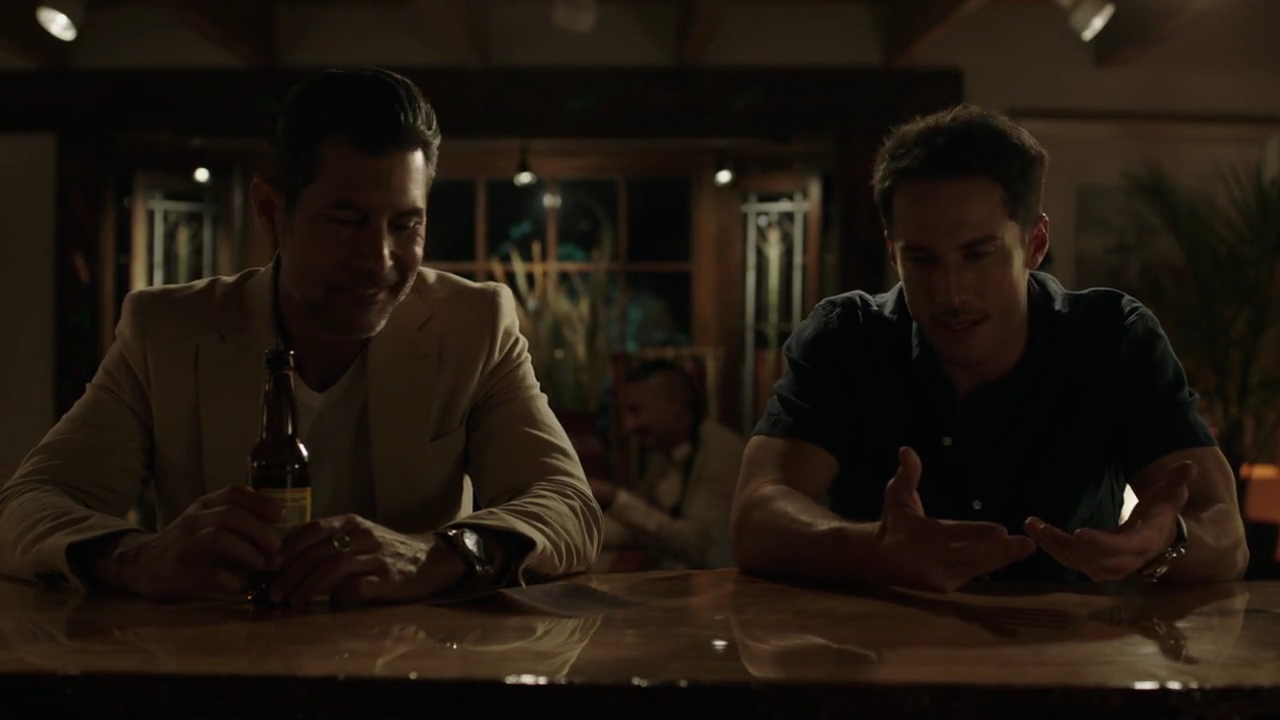 VampireDiariesWorld-dot-nl_RoswellNewMexico4x06-1951.jpg