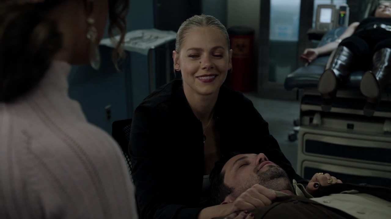 VampireDiariesWorld-dot-nl_RoswellNewMexico4x09-1365.jpg
