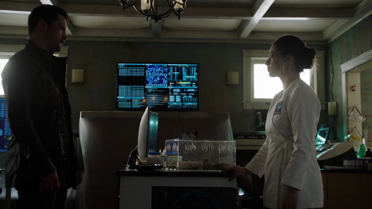 VampireDiariesWorld-dot-nl_RoswellNewMexico4x10-2051.jpg