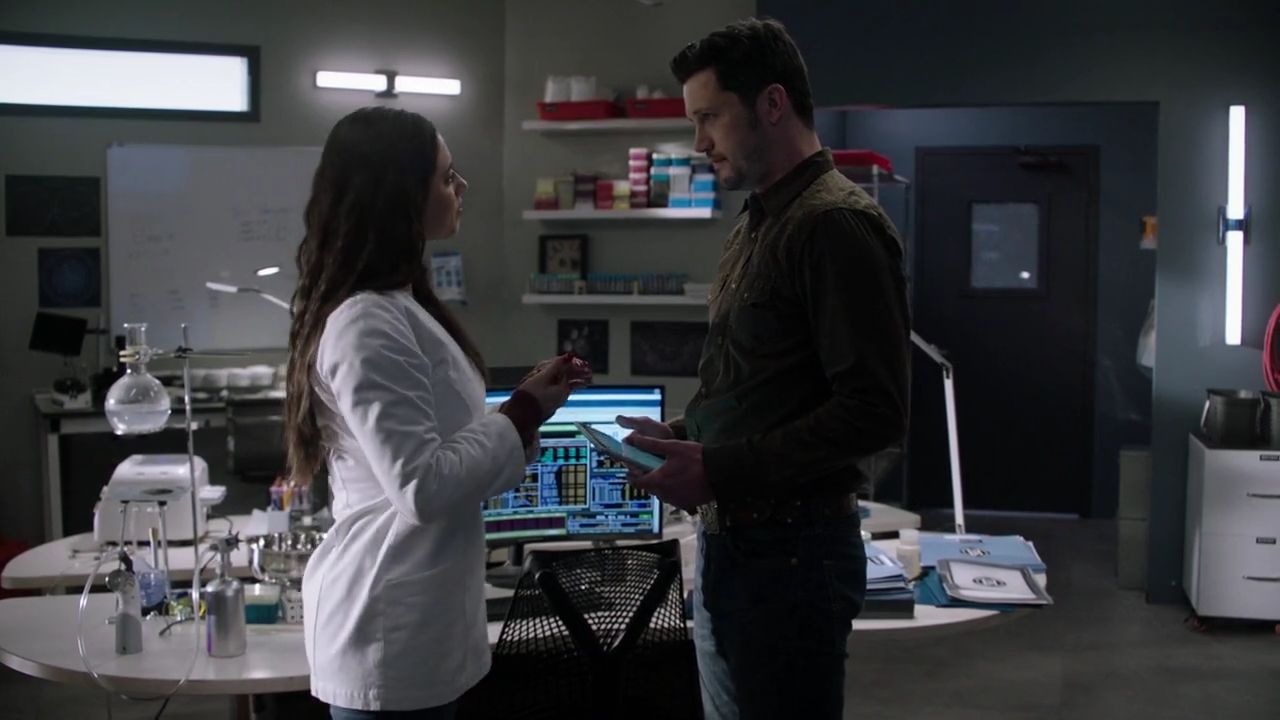 VampireDiariesWorld-dot-nl_RoswellNewMexico4x12-0124.jpg VampireDiariesWorld-dot-nl_RoswellNewMexico4x12-0124.jpg