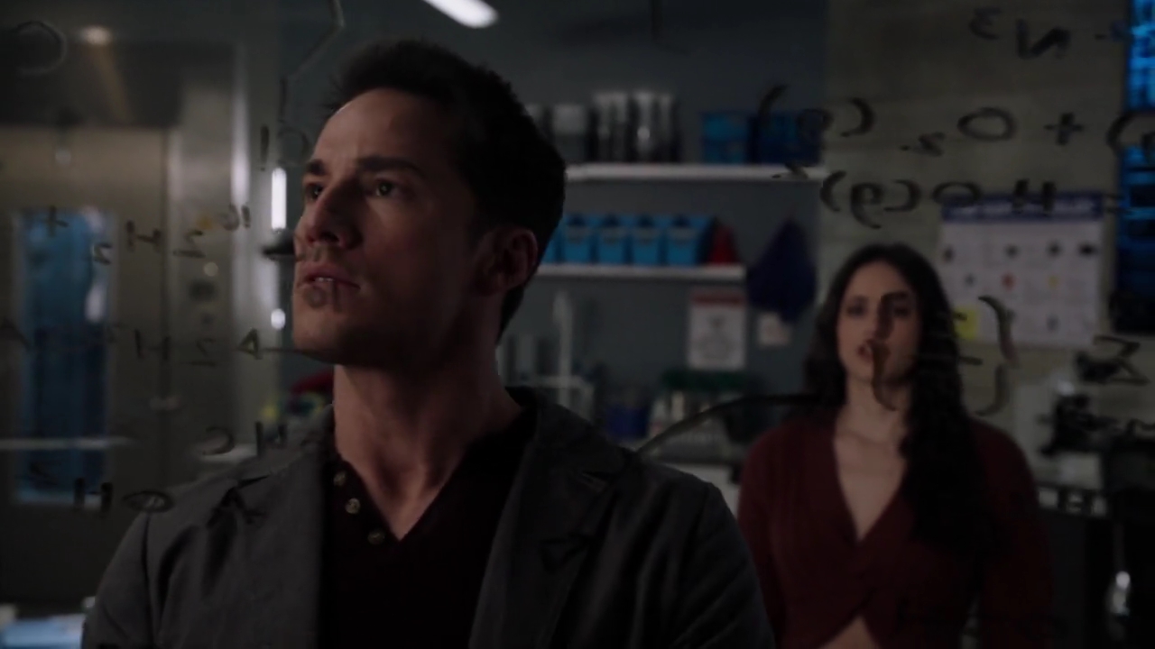 VampireDiariesWorld-dot-nl_RoswellNewMexico4x12-0392.jpg