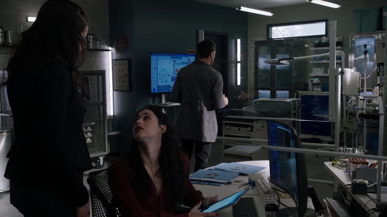 VampireDiariesWorld-dot-nl_RoswellNewMexico4x12-0774.jpg VampireDiariesWorld-dot-nl_RoswellNewMexico4x12-0774.jpg