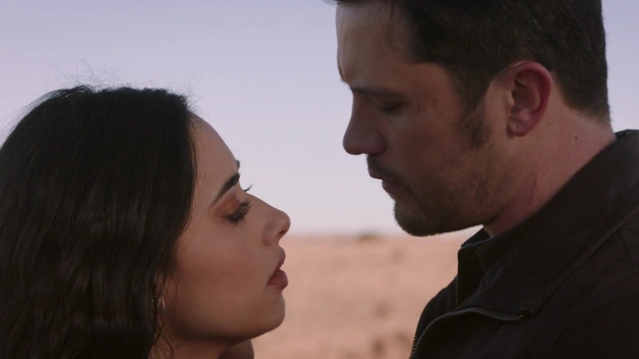 VampireDiariesWorld-dot-nl_RoswellNewMexico4x12-0937.jpg