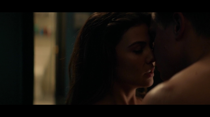 VampireDiariesWorld-dot-nl_TellMeAStory1x01-2002.jpg