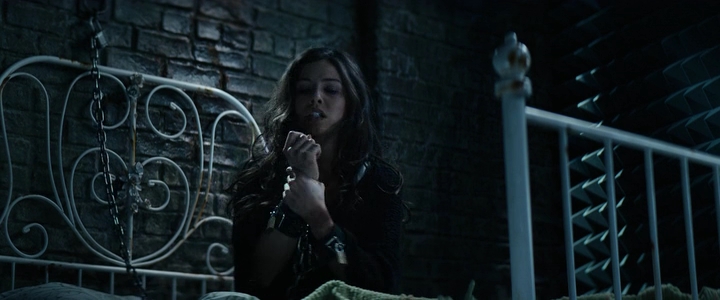 VampireDiariesWorld-dot-nl_TellMeAStory2x05-1986.jpg