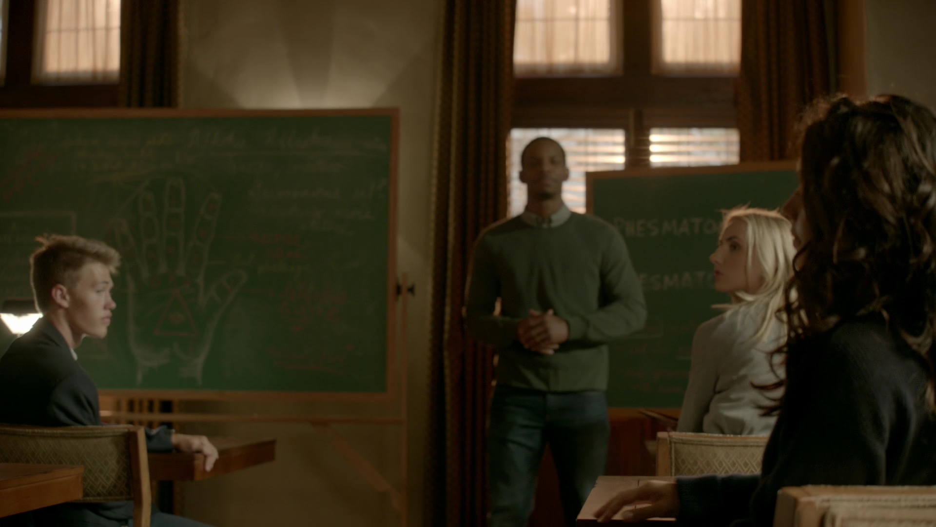 VampireDiariesWorld-dot-nl_Legacies1x01ThisIsthePartWhereYouRun00491.jpg VampireDiariesWorld-dot-nl_Legacies1x01ThisIsthePartWhereYouRun00491.jpg