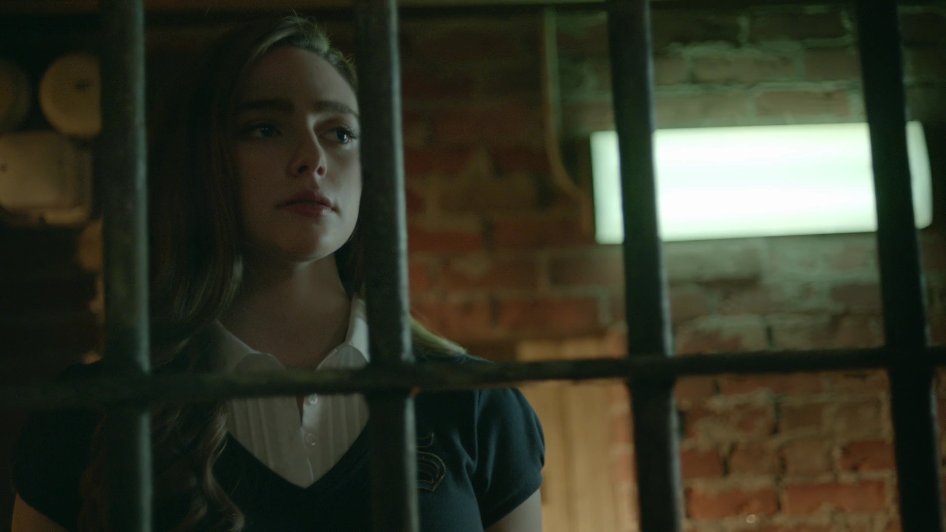 VampireDiariesWorld-dot-nl_Legacies1x01ThisIsthePartWhereYouRun00783.jpg