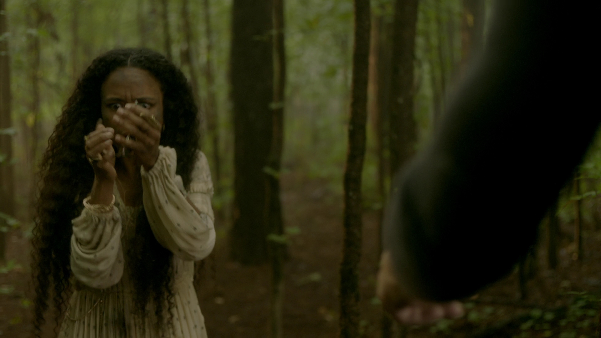 VampireDiariesWorld-dot-nl_Legacies1x02SomePeopleJustWantToWatchTheWorldBurn00714.jpg VampireDiariesWorld-dot-nl_Legacies1x02SomePeopleJustWantToWatchTheWorldBurn00714.jpg