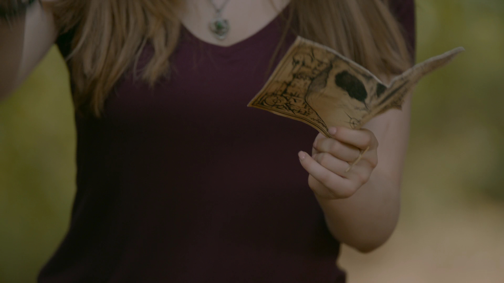 VampireDiariesWorld-dot-nl_Legacies1x02SomePeopleJustWantToWatchTheWorldBurn01814.jpg VampireDiariesWorld-dot-nl_Legacies1x02SomePeopleJustWantToWatchTheWorldBurn01814.jpg