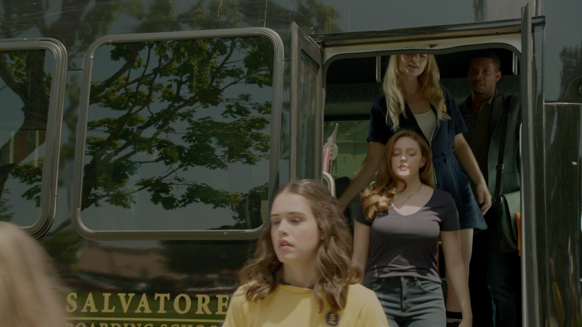 VampireDiariesWorld-dot-nl_Legacies1x03WereBeingPunkedPedro00294.jpg VampireDiariesWorld-dot-nl_Legacies1x03WereBeingPunkedPedro00294.jpg