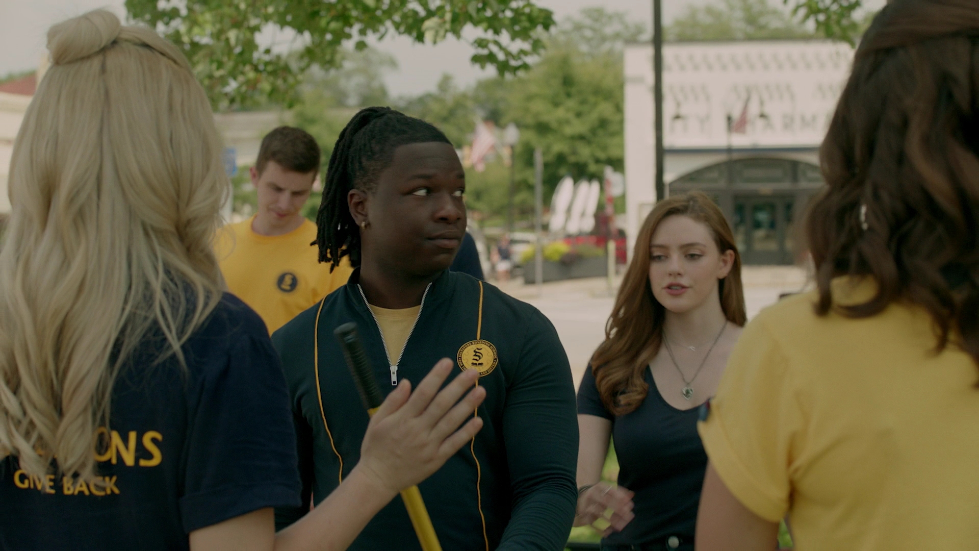 VampireDiariesWorld-dot-nl_Legacies1x03WereBeingPunkedPedro00322.jpg VampireDiariesWorld-dot-nl_Legacies1x03WereBeingPunkedPedro00322.jpg