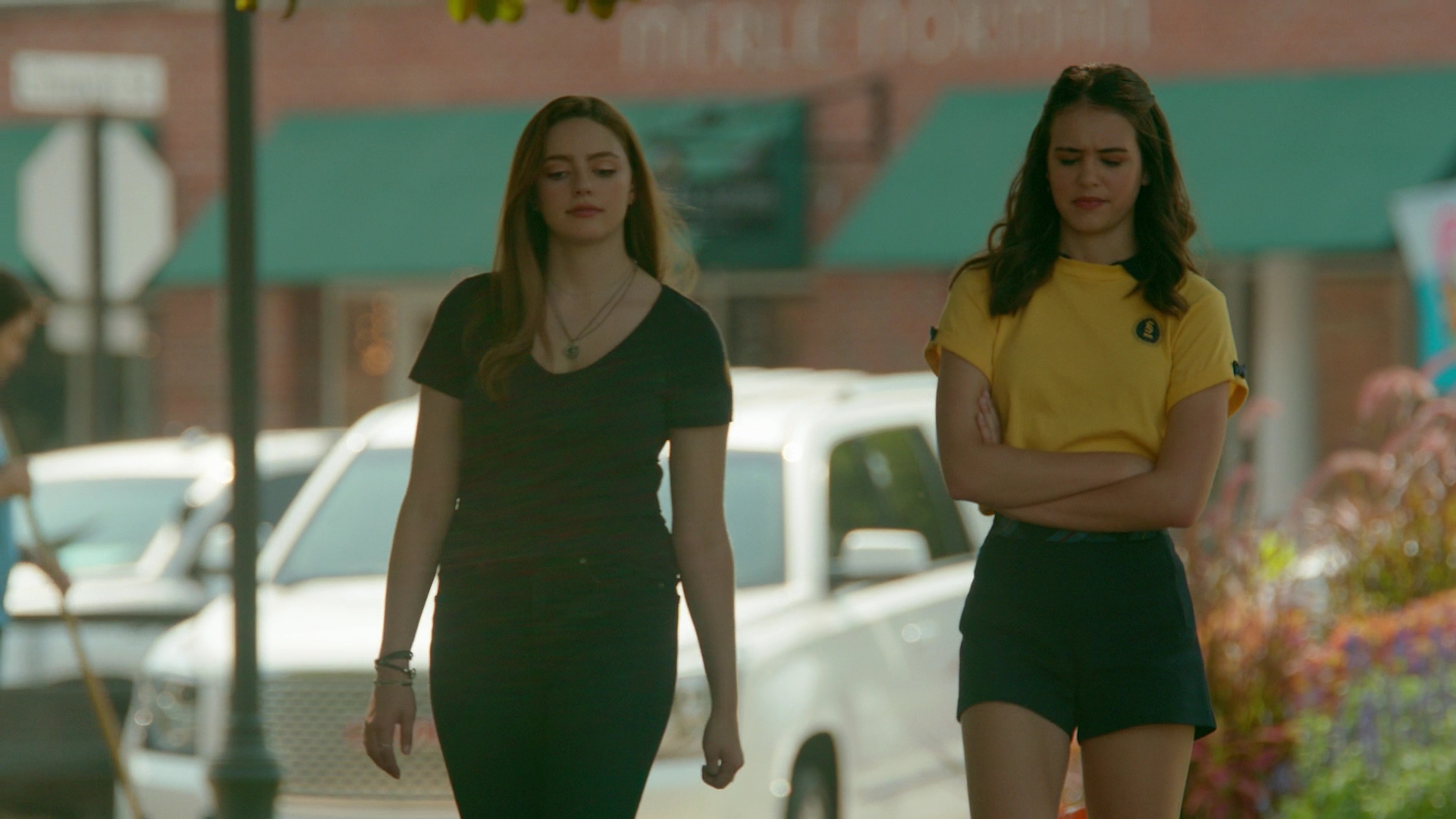 VampireDiariesWorld-dot-nl_Legacies1x03WereBeingPunkedPedro01180.jpg VampireDiariesWorld-dot-nl_Legacies1x03WereBeingPunkedPedro01180.jpg