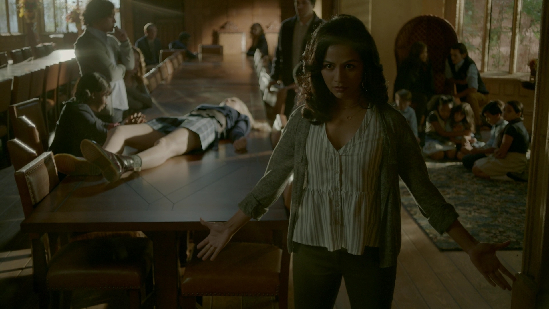 VampireDiariesWorld-dot-nl_Legacies1x03WereBeingPunkedPedro01562.jpg