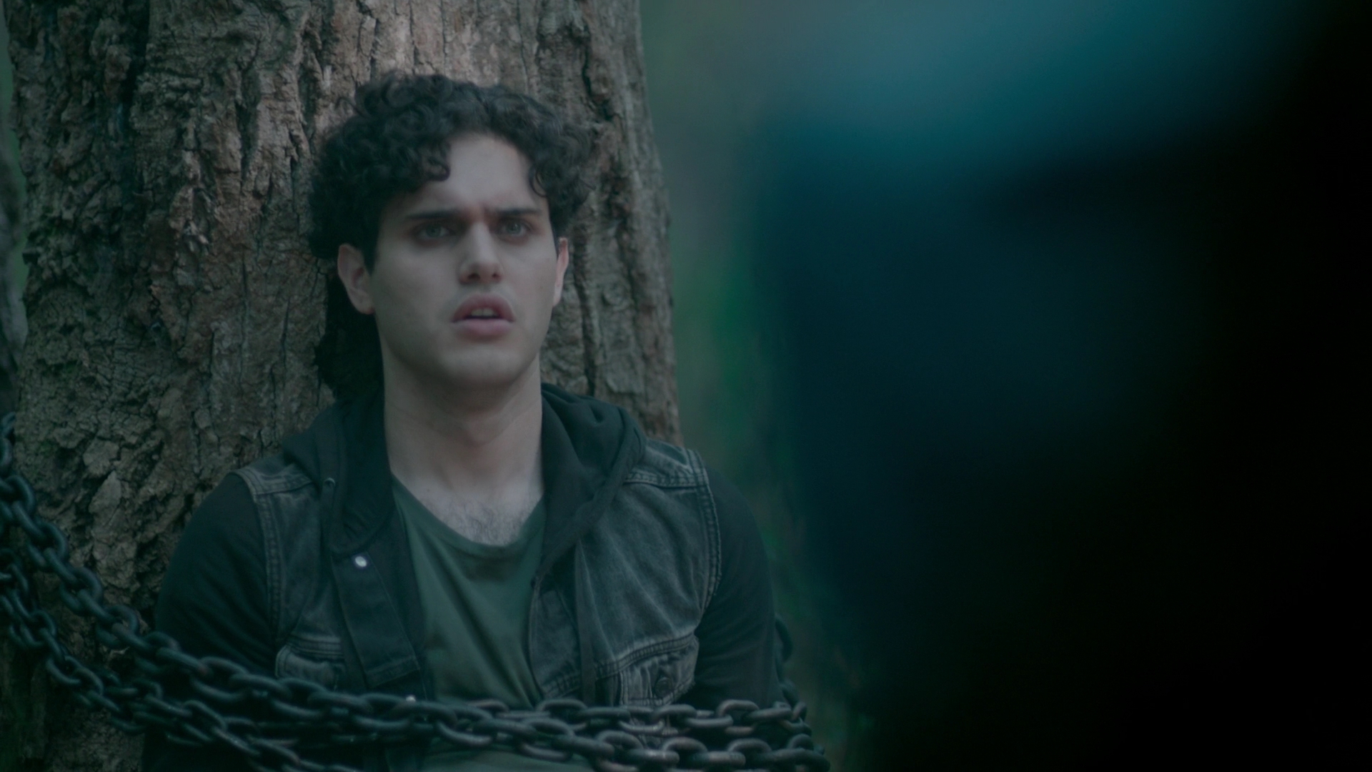 VampireDiariesWorld-dot-nl_Legacies1x03WereBeingPunkedPedro01637.jpg VampireDiariesWorld-dot-nl_Legacies1x03WereBeingPunkedPedro01637.jpg