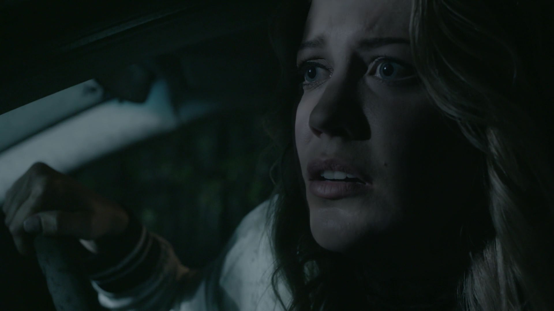 VampireDiariesWorld-dot-nl_Legacies1x03WereBeingPunkedPedro02428.jpg VampireDiariesWorld-dot-nl_Legacies1x03WereBeingPunkedPedro02428.jpg