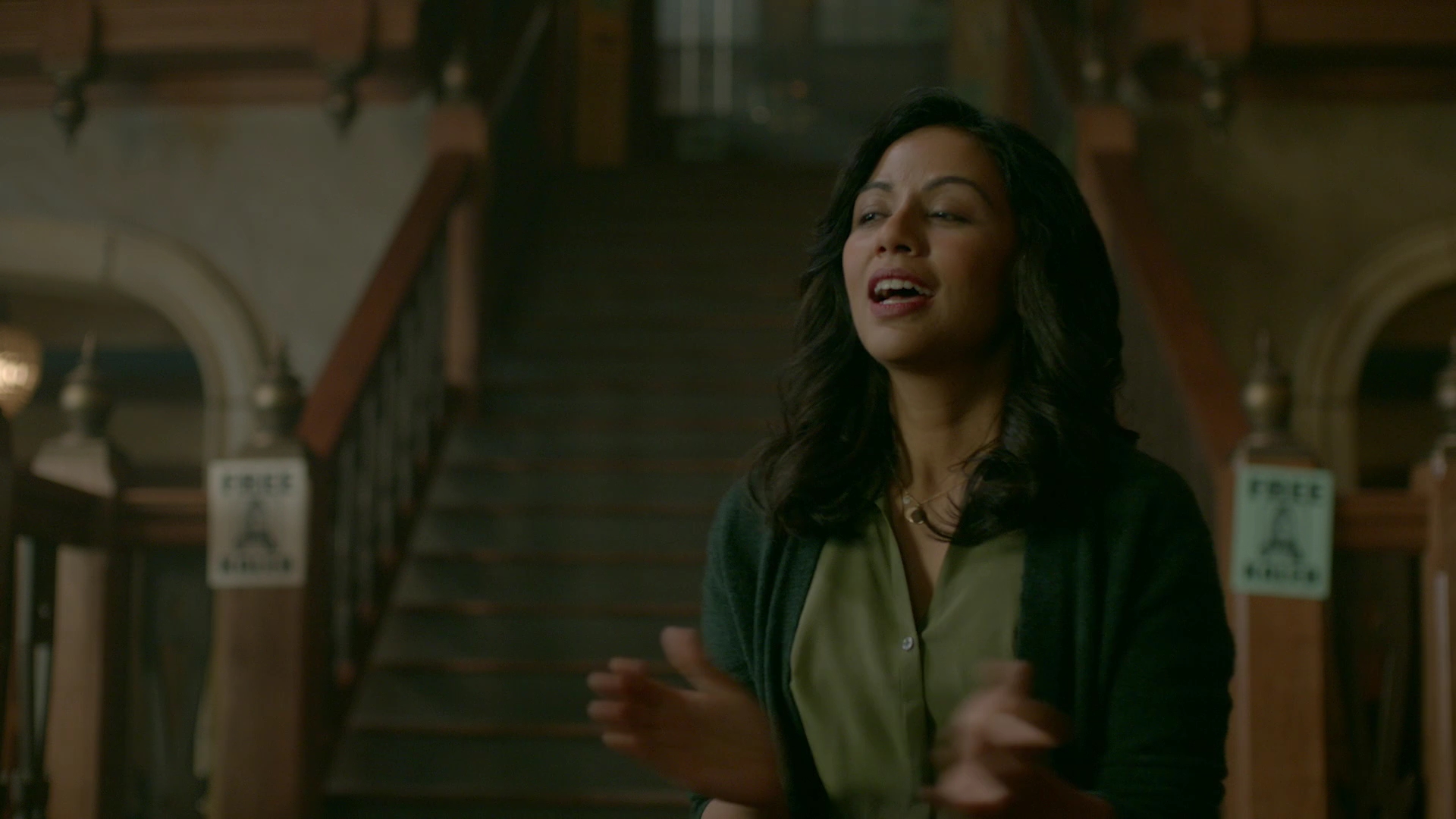 VampireDiariesWorld-dot-nl_Legacies1x05Malivore01066.jpg VampireDiariesWorld-dot-nl_Legacies1x05Malivore01066.jpg