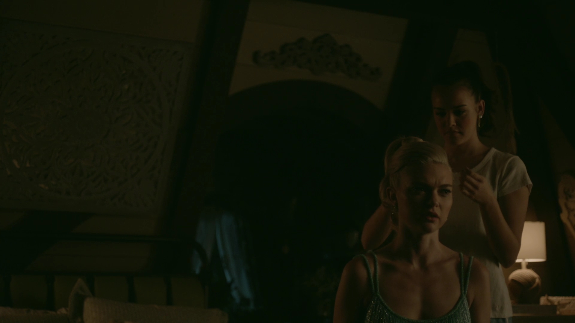 VampireDiariesWorld-dot-nl_Legacies1x06MombieDearest00838.jpg