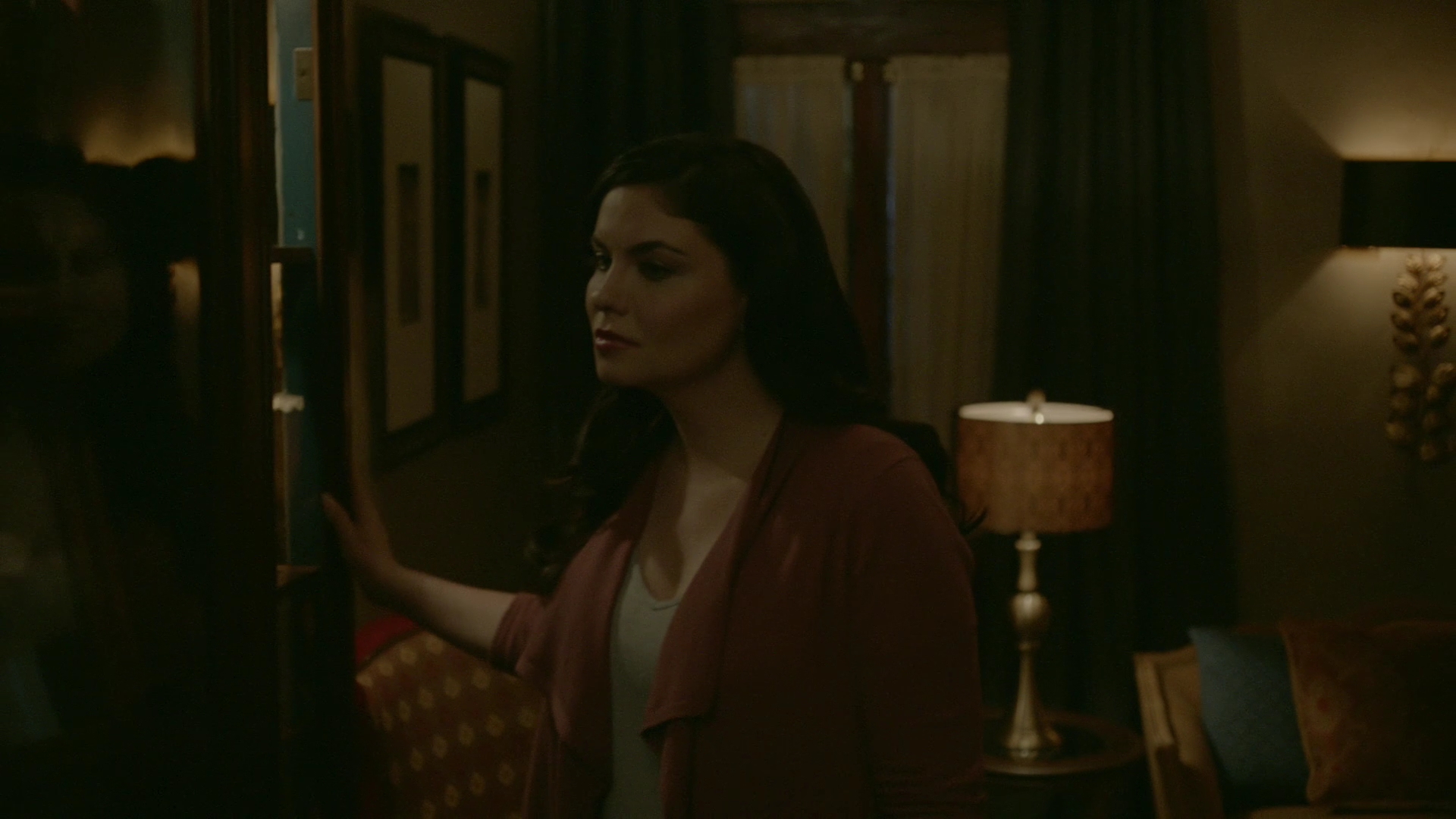 VampireDiariesWorld-dot-nl_Legacies1x06MombieDearest00949.jpg