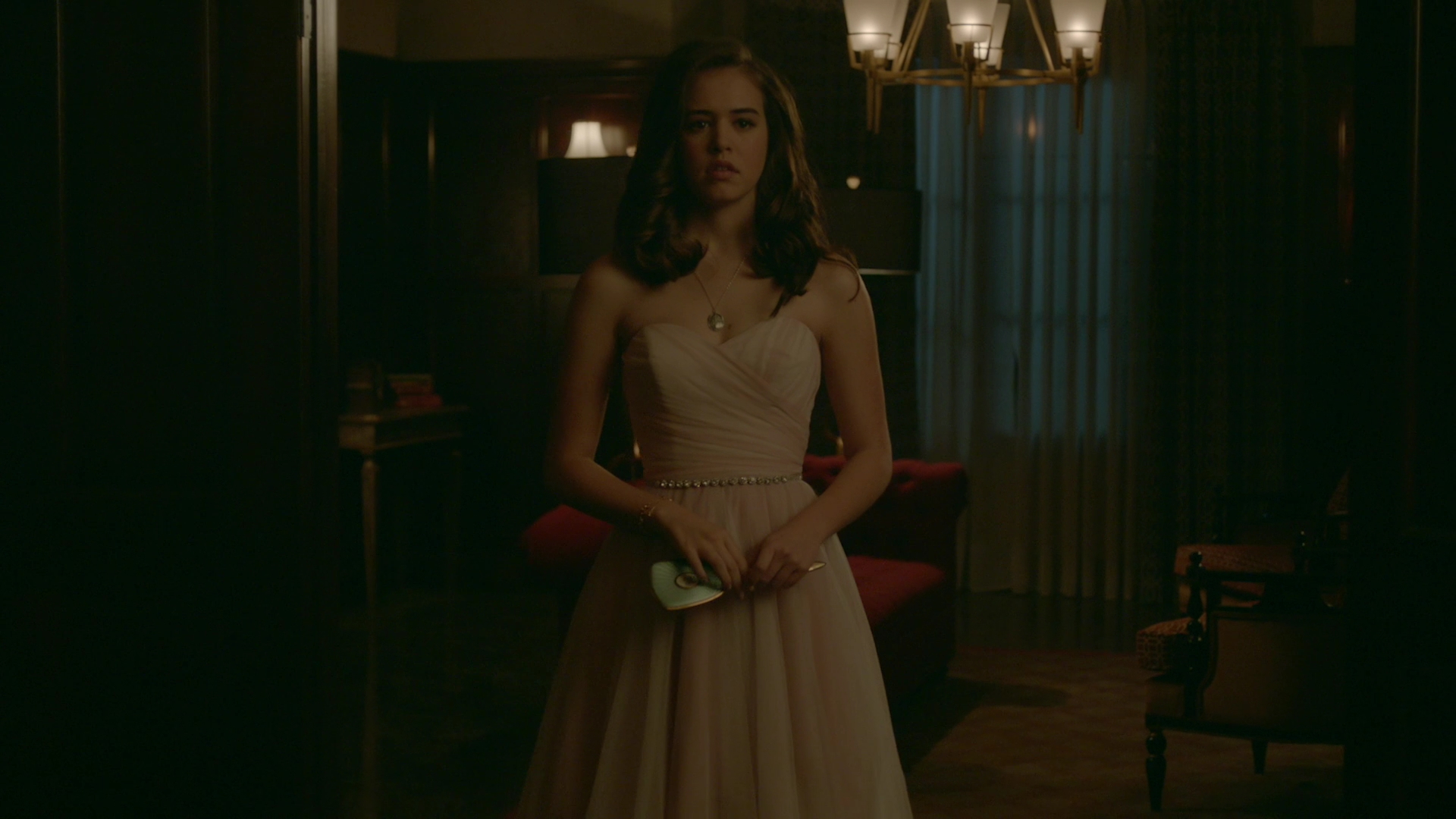 VampireDiariesWorld-dot-nl_Legacies1x06MombieDearest00969.jpg