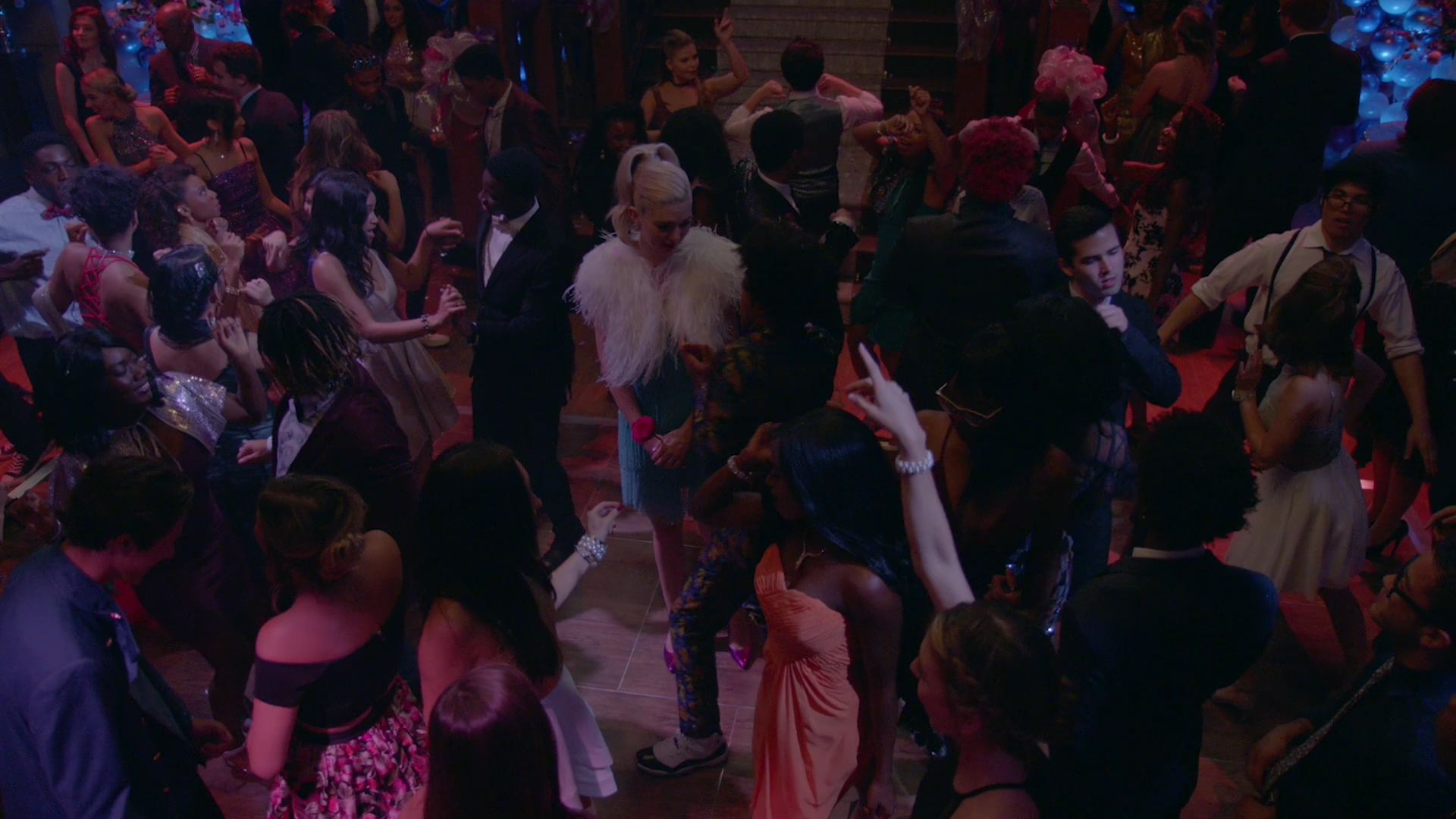 VampireDiariesWorld-dot-nl_Legacies1x06MombieDearest01073.jpg VampireDiariesWorld-dot-nl_Legacies1x06MombieDearest01073.jpg