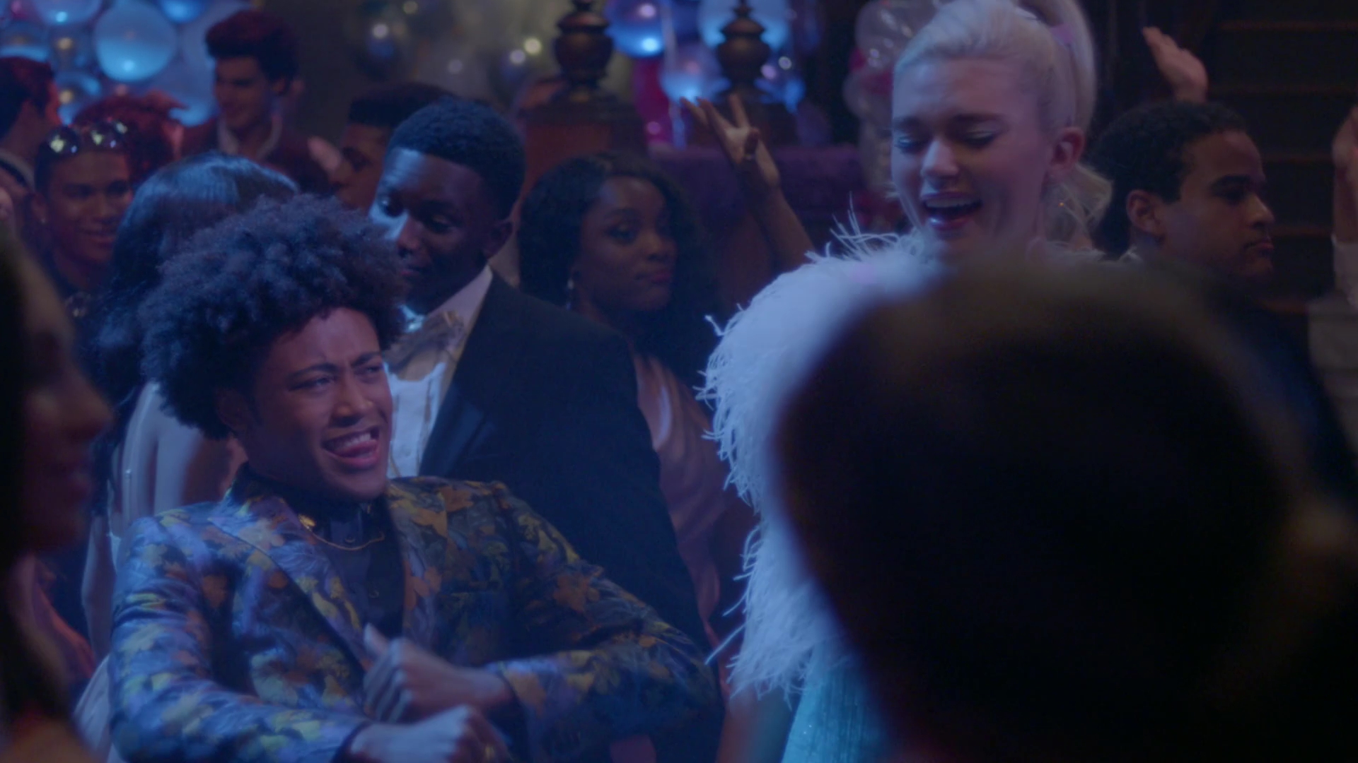 VampireDiariesWorld-dot-nl_Legacies1x06MombieDearest01077.jpg VampireDiariesWorld-dot-nl_Legacies1x06MombieDearest01077.jpg