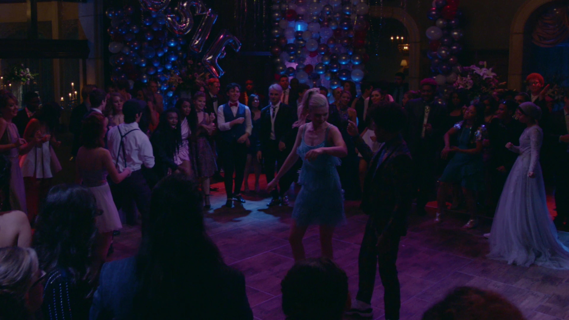 VampireDiariesWorld-dot-nl_Legacies1x06MombieDearest01399.jpg VampireDiariesWorld-dot-nl_Legacies1x06MombieDearest01399.jpg