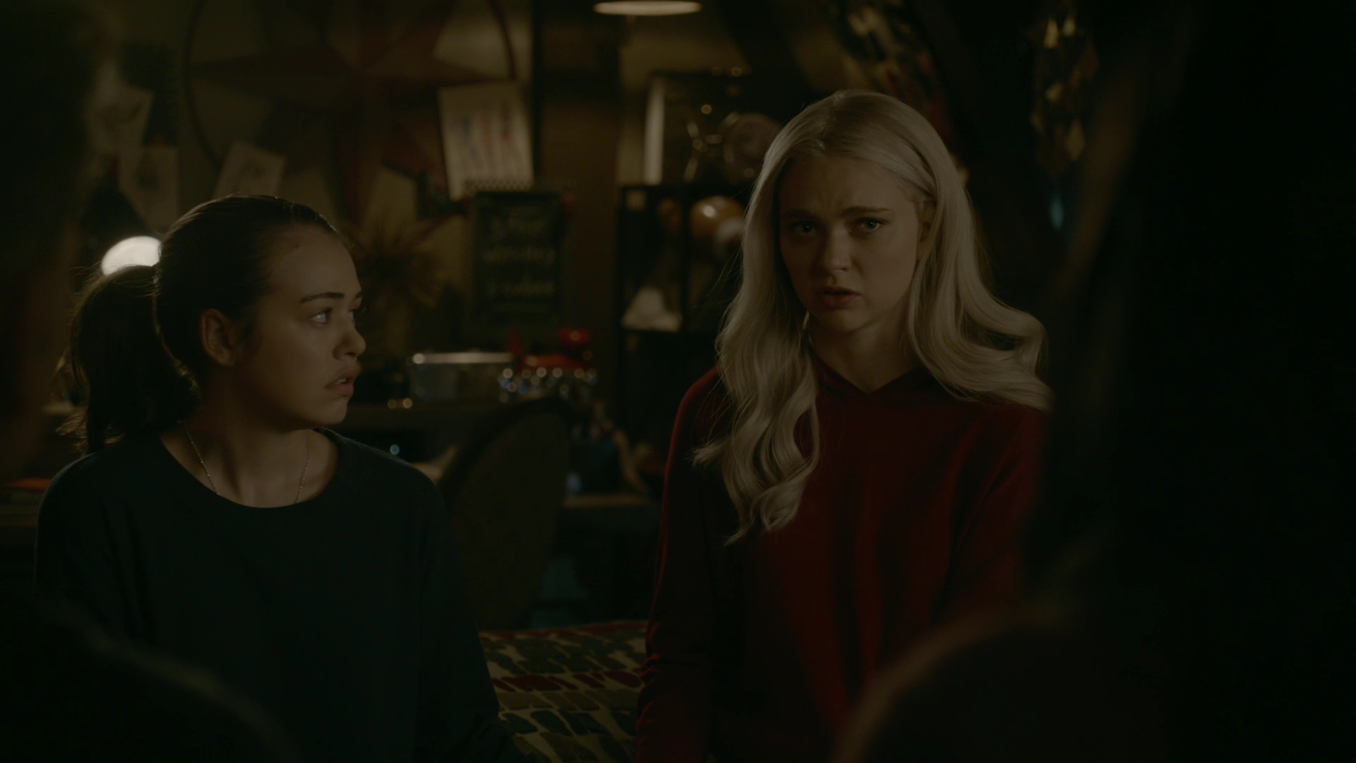 VampireDiariesWorld-dot-nl_Legacies1x06MombieDearest02114.jpg