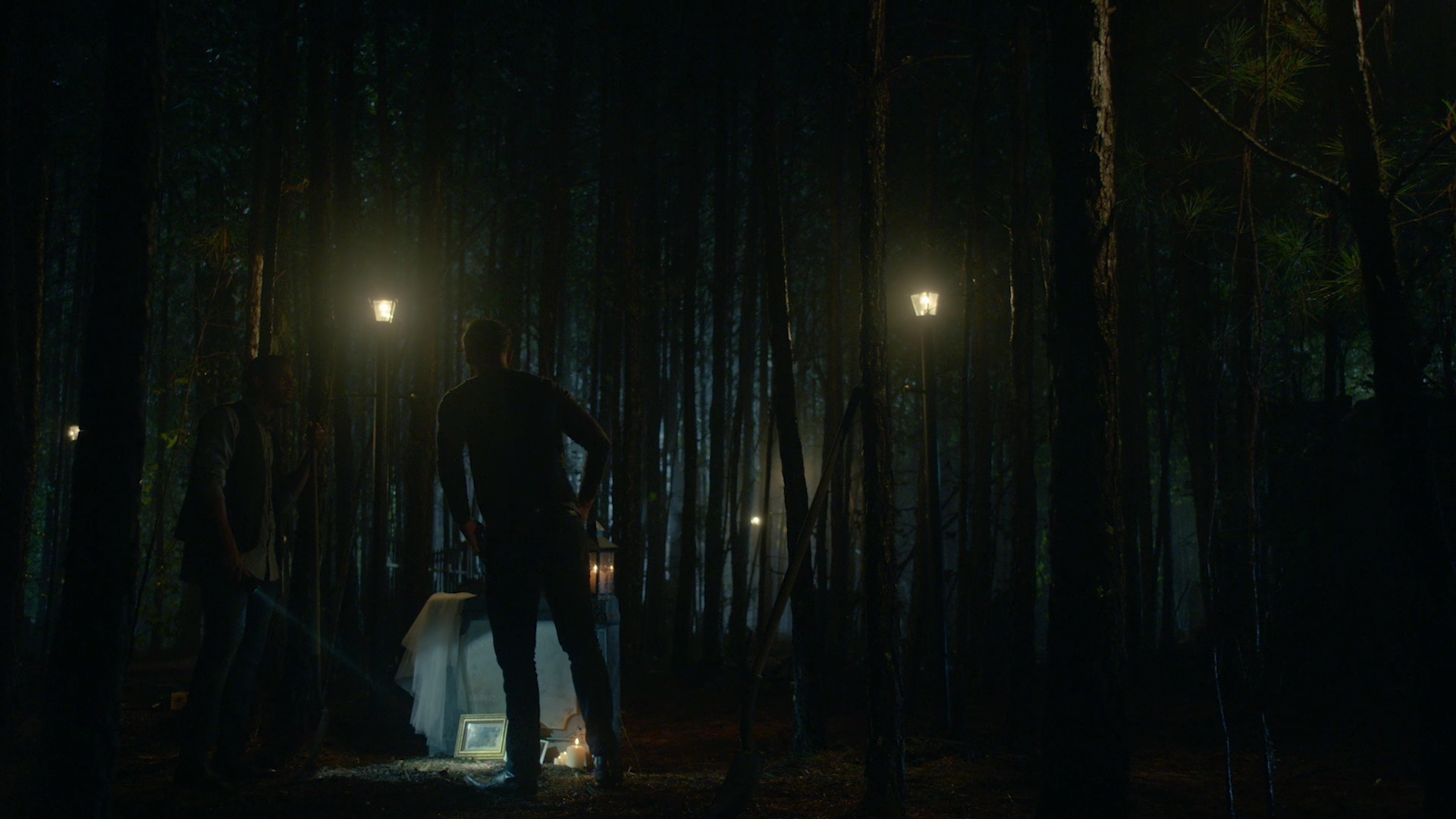 VampireDiariesWorld-dot-nl_Legacies1x06MombieDearest02366.jpg