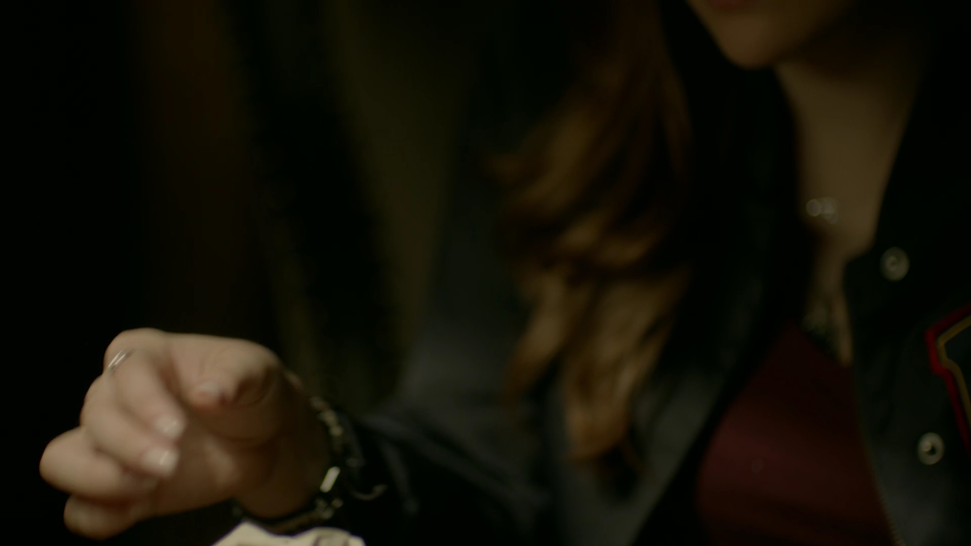 VampireDiariesWorld-dot-nl_Legacies1x07DeathKeepsKnockingOnMyDoor02351.jpg VampireDiariesWorld-dot-nl_Legacies1x07DeathKeepsKnockingOnMyDoor02351.jpg