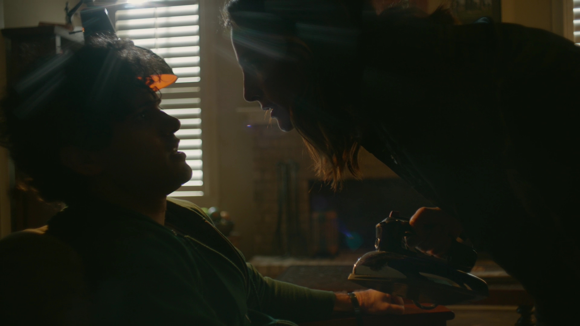 VampireDiariesWorld-dot-nl_Legacies1x08MaybeIShouldStartFromTheEnd00593.jpg