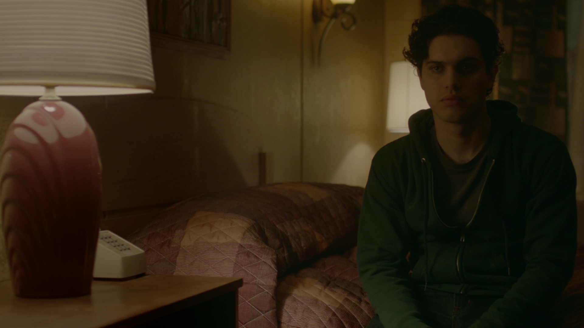 VampireDiariesWorld-dot-nl_Legacies1x08MaybeIShouldStartFromTheEnd01328.jpg