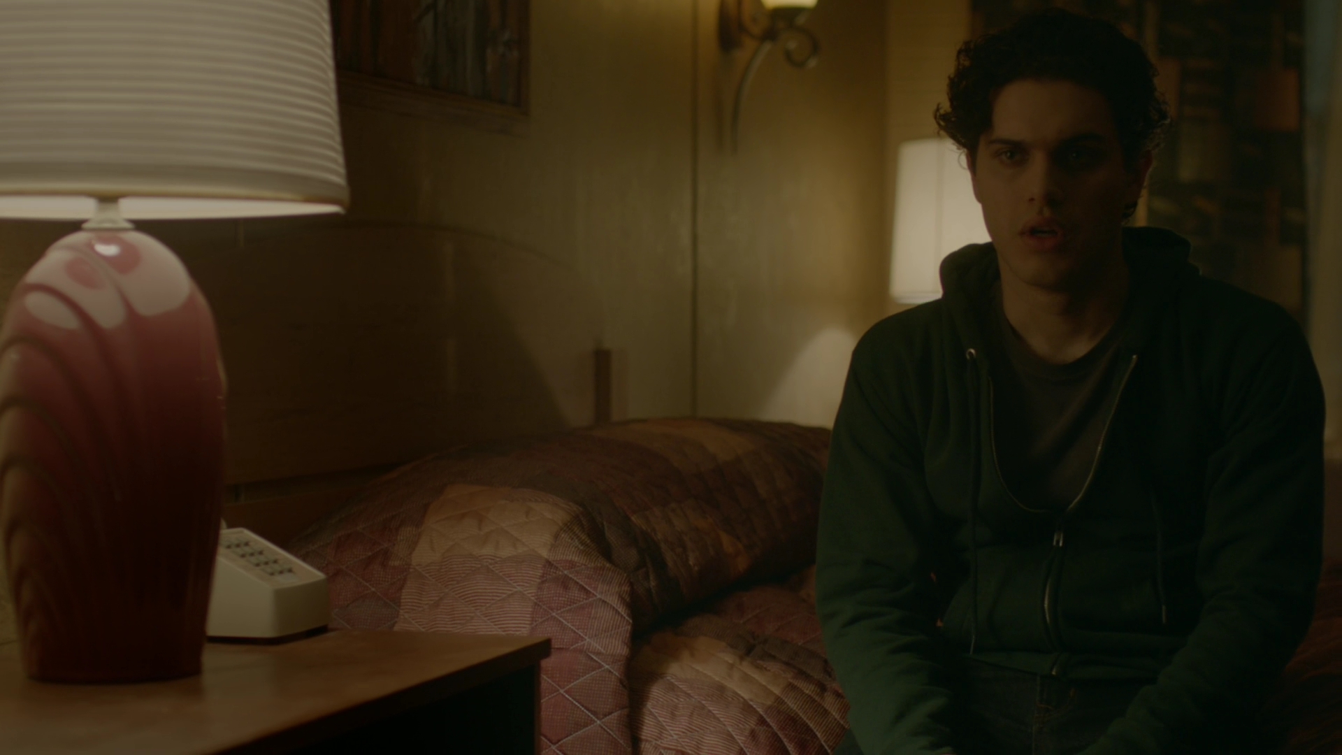 VampireDiariesWorld-dot-nl_Legacies1x08MaybeIShouldStartFromTheEnd01329.jpg