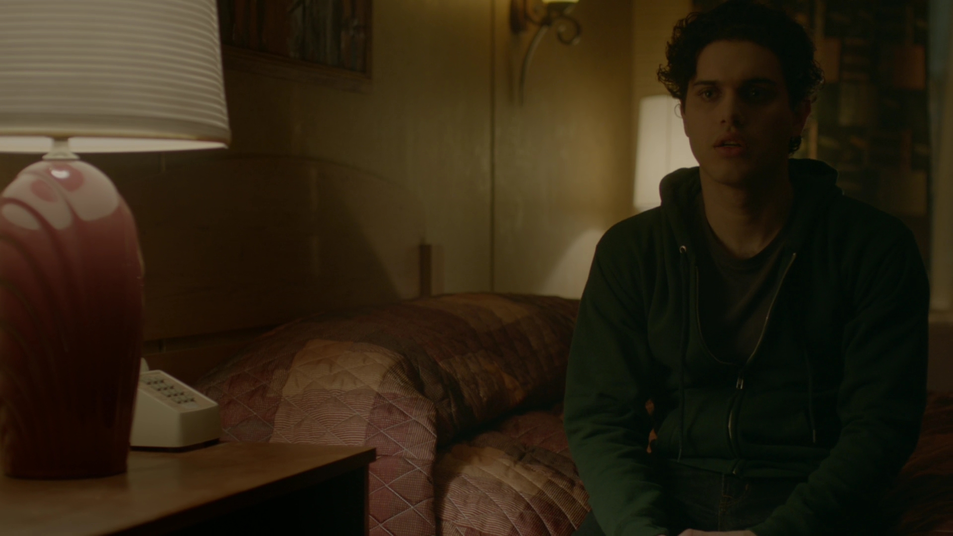 VampireDiariesWorld-dot-nl_Legacies1x08MaybeIShouldStartFromTheEnd01331.jpg