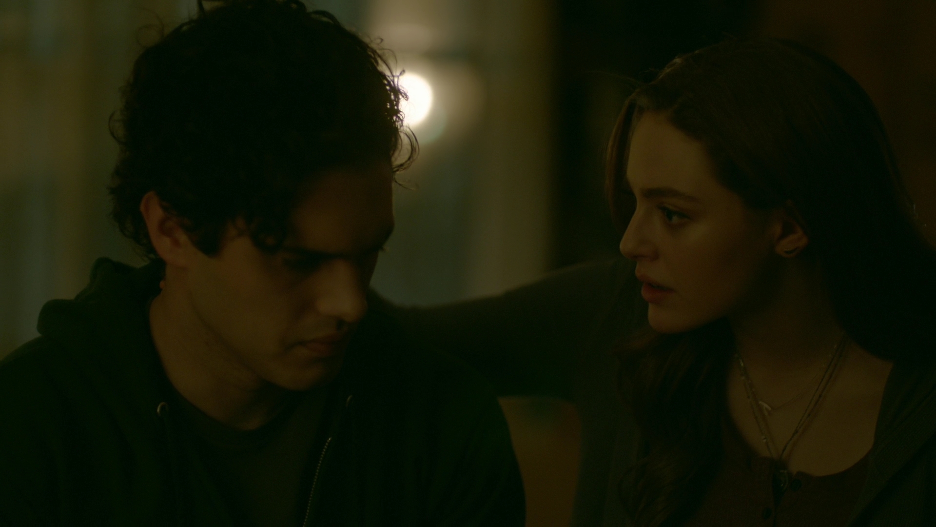VampireDiariesWorld-dot-nl_Legacies1x08MaybeIShouldStartFromTheEnd01364.jpg